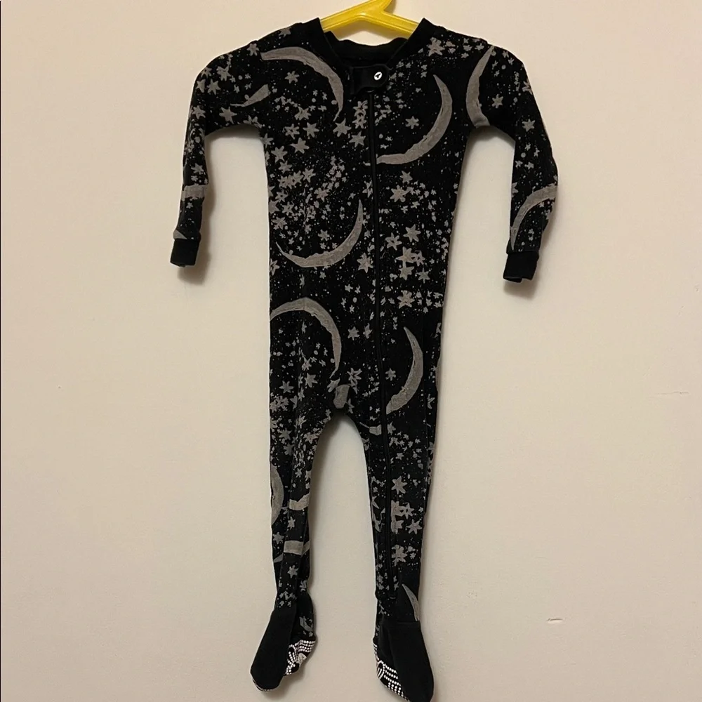 Burt’s Bees Celestial 12m footie pajama - Picture 1 of 6